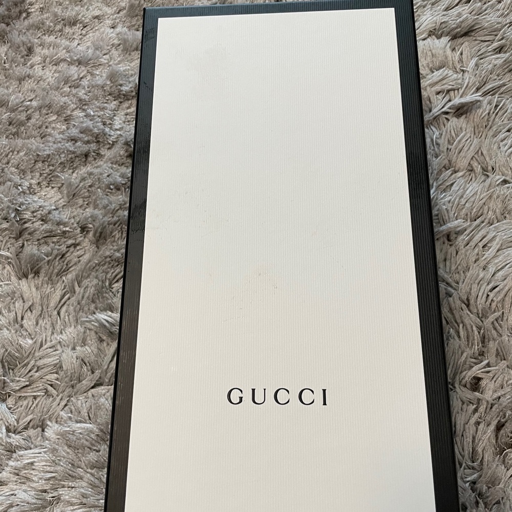 Gucci slides - Picture 9 of 10
